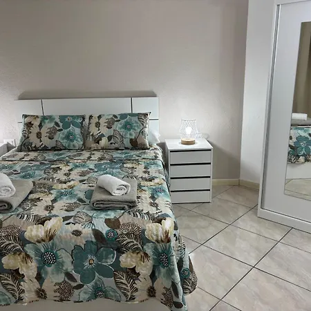 Serena House Cristianos Los Cristianos (Tenerife)